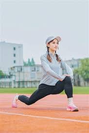 进攻积极！拉文19次出手全队最高 得20分4板3助2断1帽